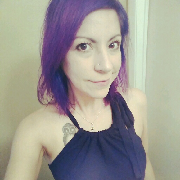 Meet your Posher, Jenny - Picture 1 of 4